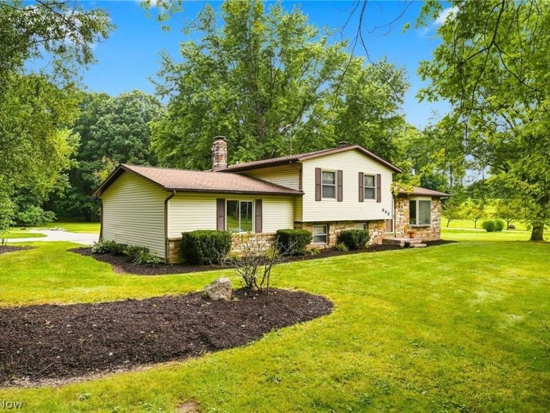695 Old Forge Road, Kent, OH 44240 Photo 2