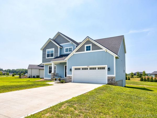 12713 Ridgedale Drive, Allendale, MI 49401