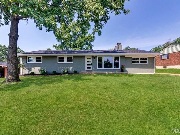 8751 Townhill Drive , Crestwood, MO 63126