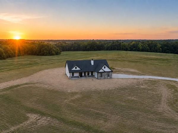 25301 Rooster Court, Jonesburg, MO 63383