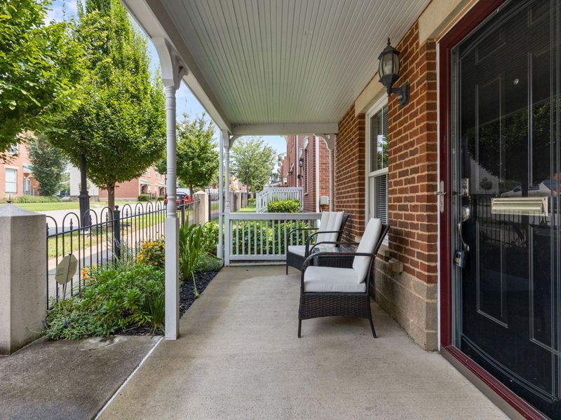 230 W 8th Street, Newport, KY 41071 Photo 2