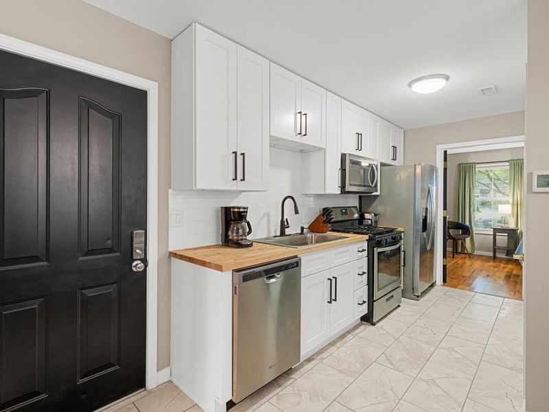 230 W 8th Street, Newport, KY 41071 Photo 7
