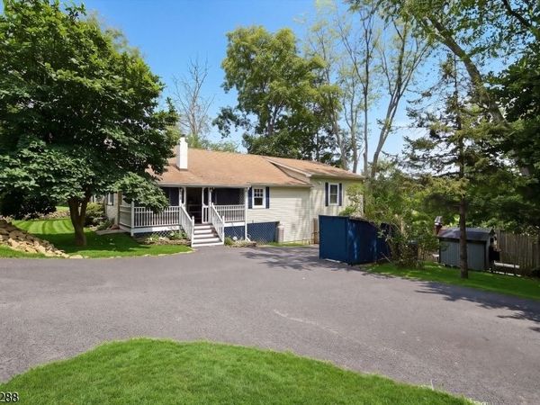 247 Musconetcong River Rd, Lebanon, NJ 07882
