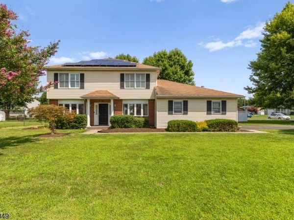 51 Diana Dr, South Plainfield, NJ 07080