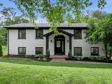 1521 Pine Meadow Road, Lexington, KY 40504
