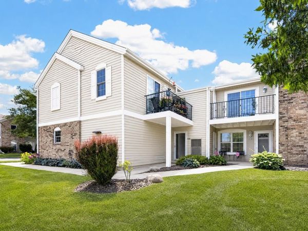 1236 N Sunnyslope DRIVE, Unit 204, Mount Pleasant, WI 53406