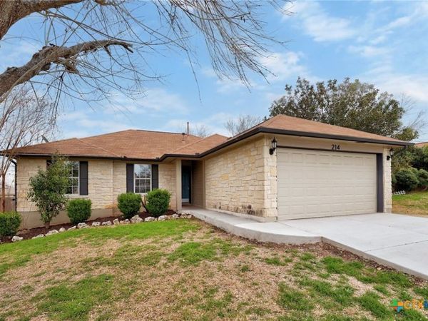 214 Crystal Knoll Boulevard , Georgetown, TX 78626