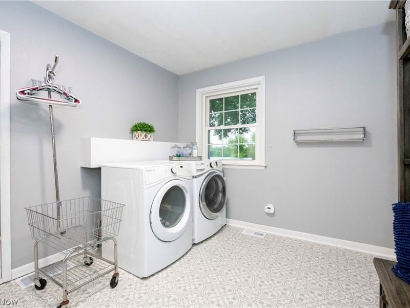 450 S Wells Street, Shreve, OH 44676 Photo 17