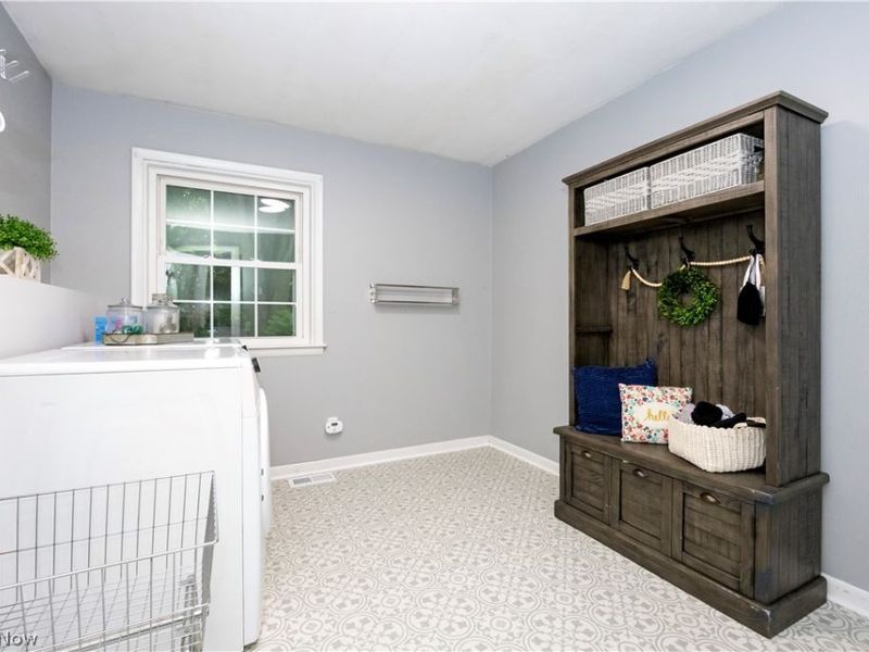450 S Wells Street, Shreve, OH 44676 Photo 18