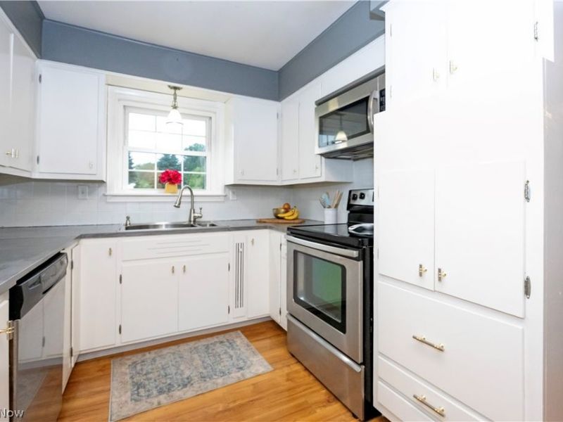 450 S Wells Street, Shreve, OH 44676 Photo 2