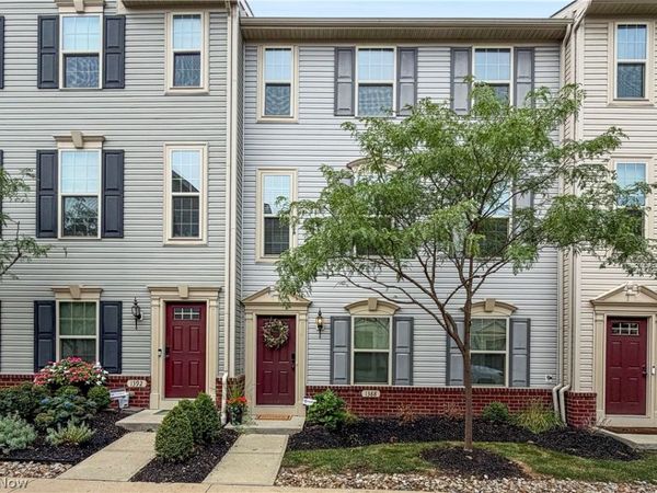 1388 Annette Court , Lakewood, OH 44107