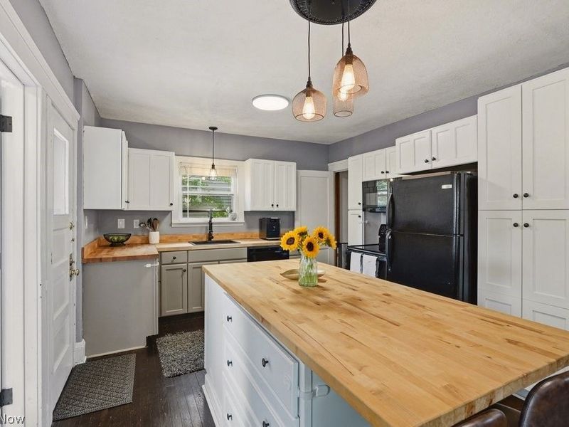 1605 Warren Road, Lakewood, OH 44107 Photo 15