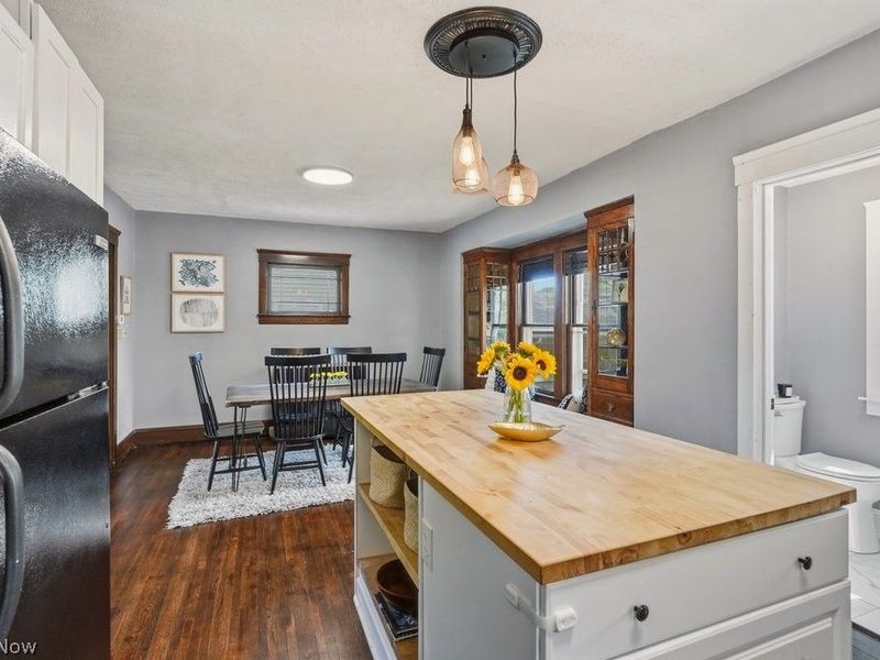 1605 Warren Road, Lakewood, OH 44107 Photo 18