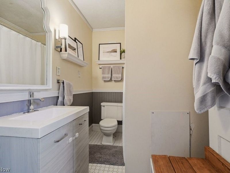1605 Warren Road, Lakewood, OH 44107 Photo 28