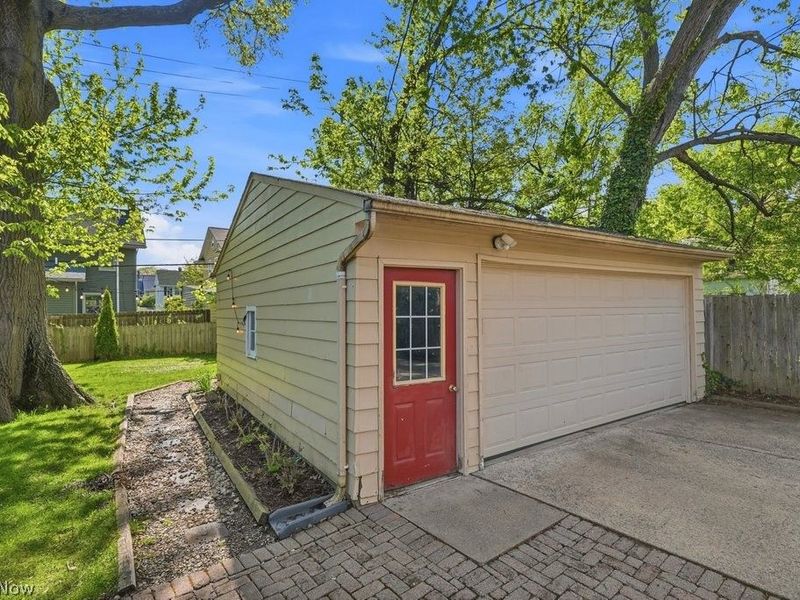 1605 Warren Road, Lakewood, OH 44107 Photo 42