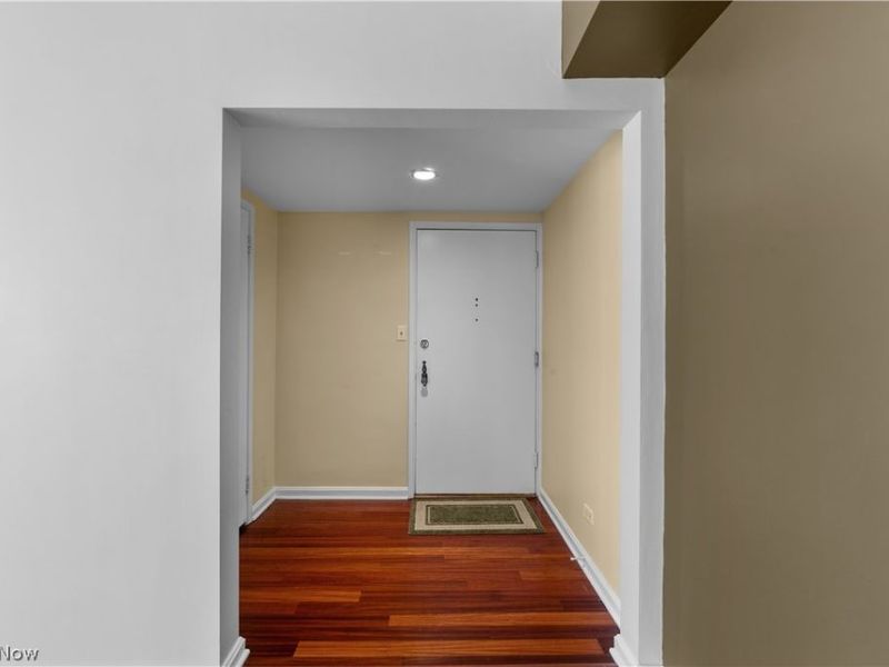 19015 Van Aken Boulevard, Unit 311, Shaker Heights, OH 44122 Photo 4