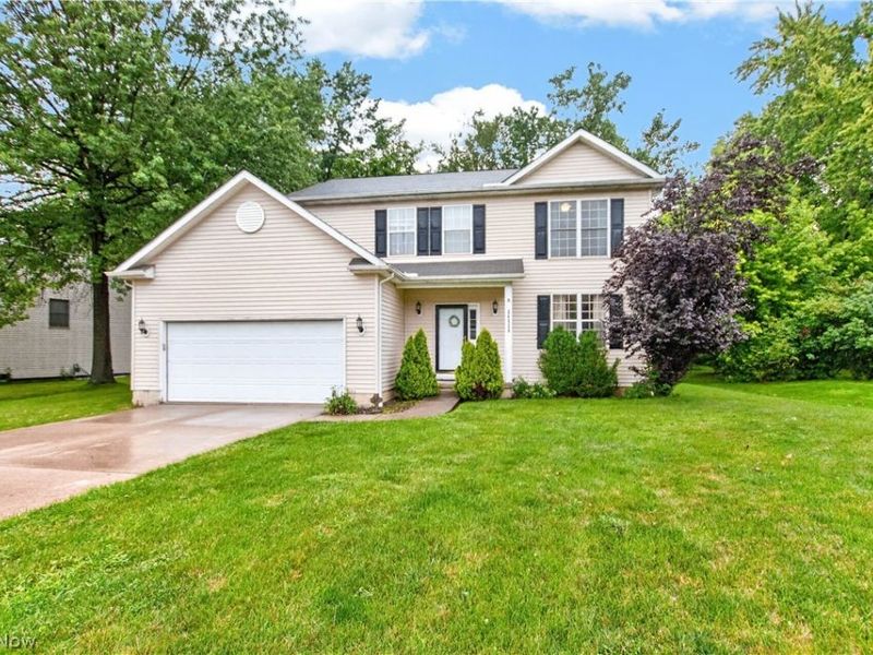 24528 Scott Boulevard, Olmsted Falls, OH 44138 Photo 1