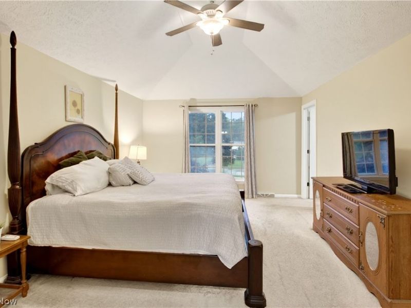 24528 Scott Boulevard, Olmsted Falls, OH 44138 Photo 17