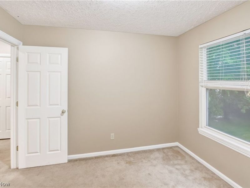 24528 Scott Boulevard, Olmsted Falls, OH 44138 Photo 23