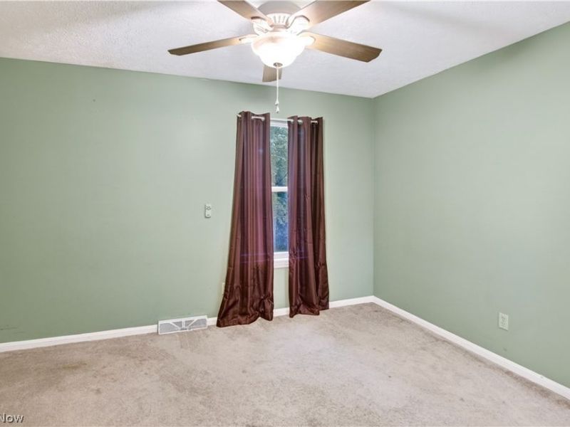 24528 Scott Boulevard, Olmsted Falls, OH 44138 Photo 28
