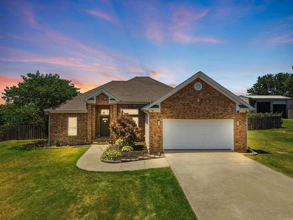 535 Triple J Drive , Lonoke, AR 72086
