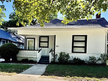 1912 Hurley Avenue, Fort Worth, TX 76110