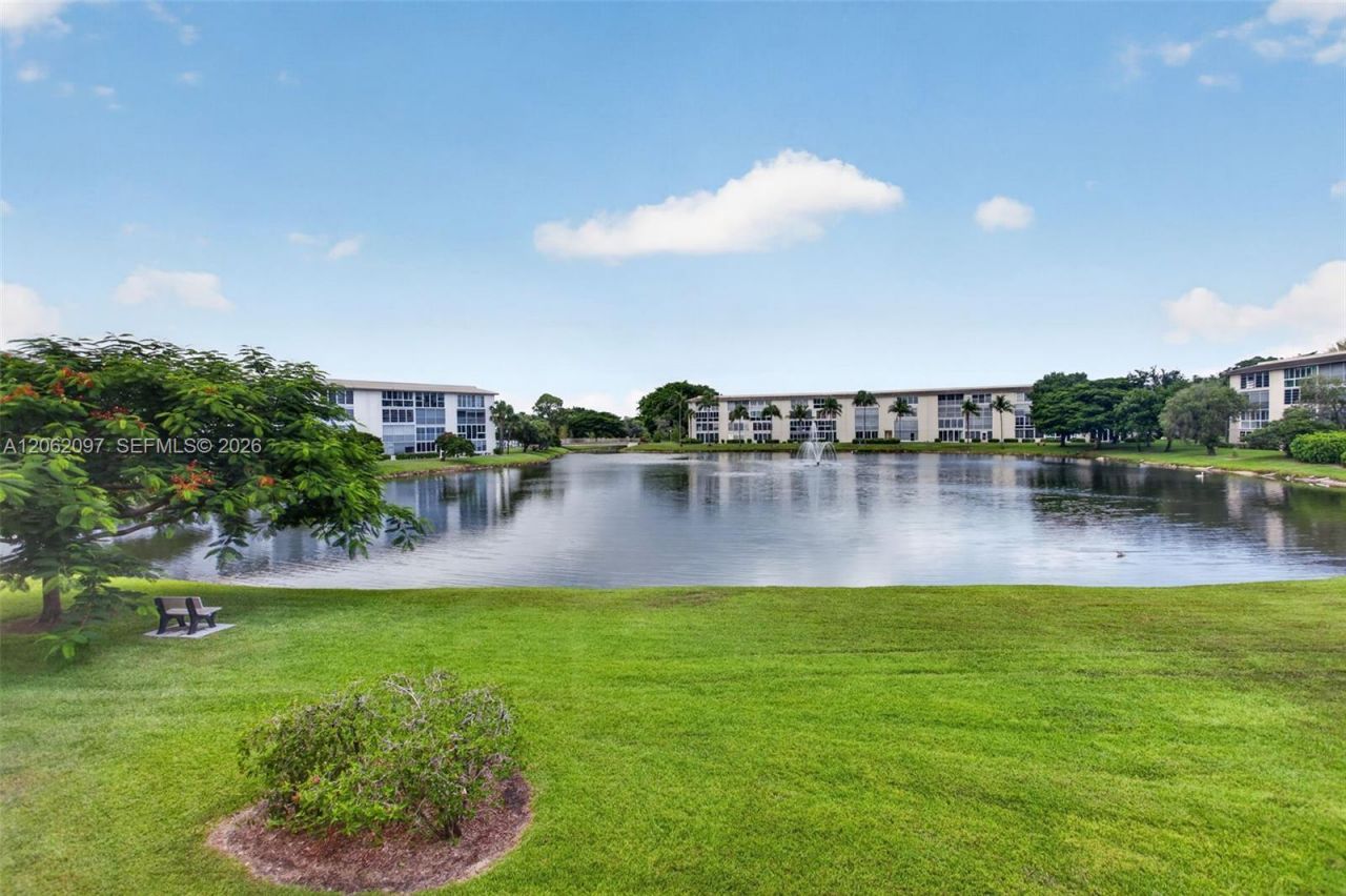 1903 Bermuda Cir , Unit D2, Coconut Creek, FL 33066 Photo