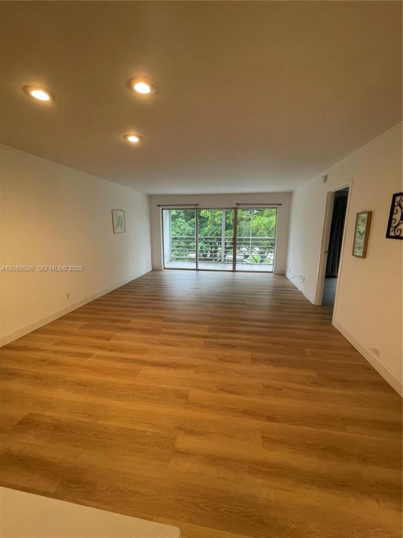 8340 Sands Point Blvd, Unit P309, Tamarac, FL 33321 Photo