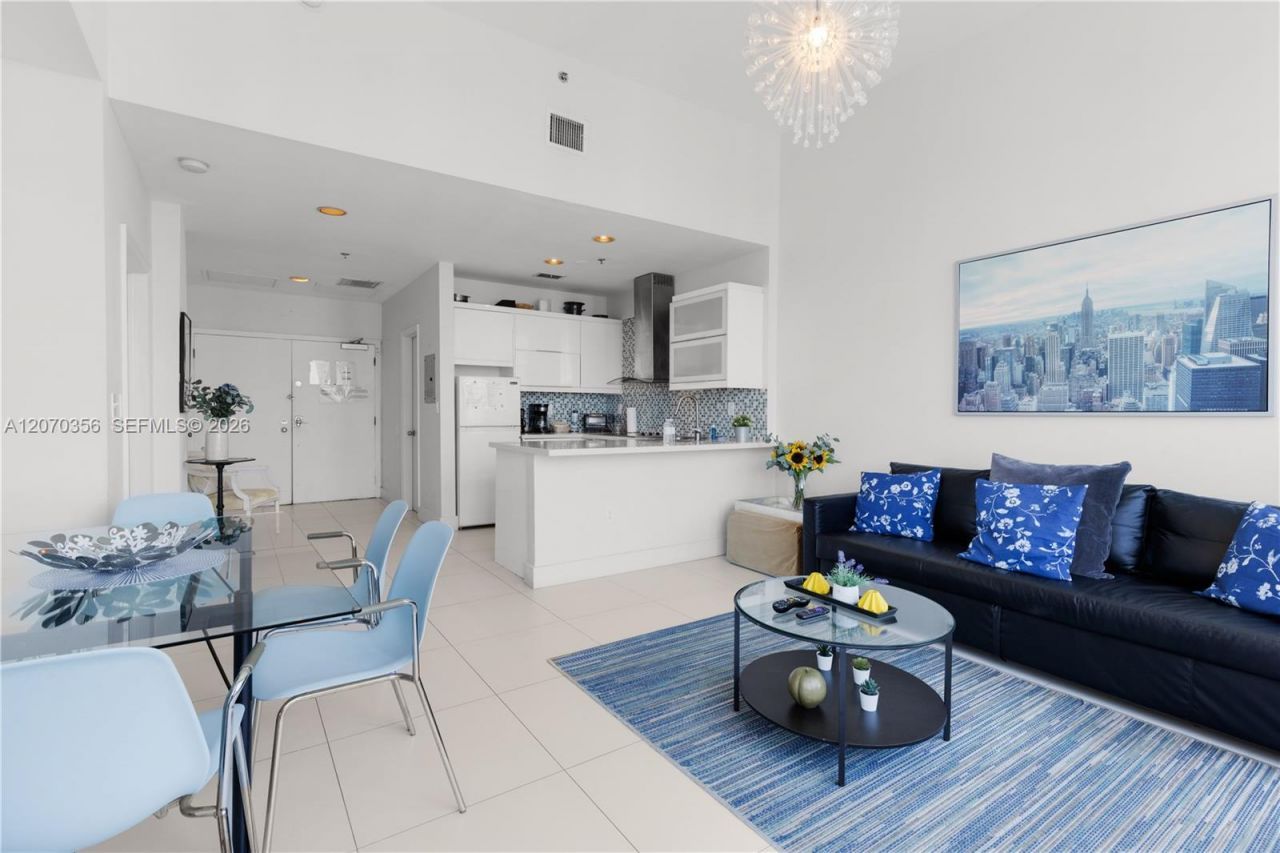5445 Collins Ave , Unit TS11, Miami Beach, FL 33140 Photo