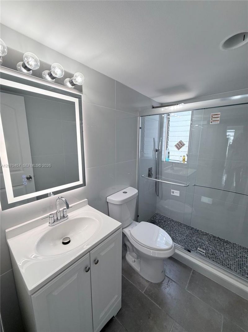 1340 Lincoln Rd, Unit 707, Miami Beach, FL 33139 Photo