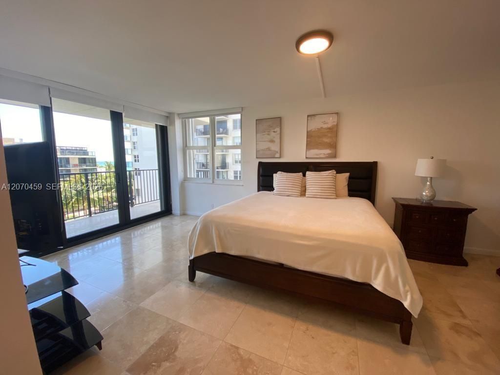 2101 S Ocean Dr , Unit 501, Hollywood, FL 33019 Photo