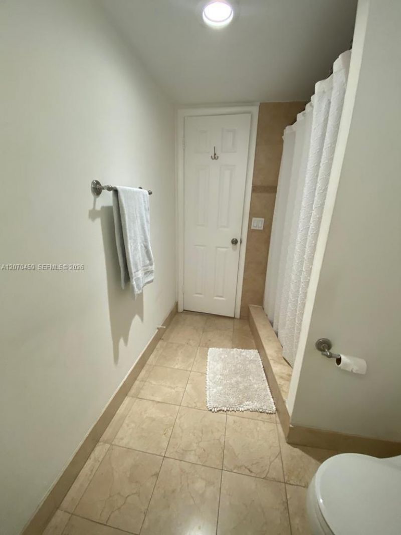 2101 S Ocean Dr , Unit 501, Hollywood, FL 33019 Photo