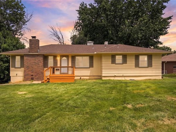 9050 E 84th Street, Kansas City, MO 64138
