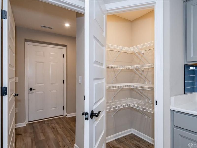 2677 Verdant Lane, Fairborn, OH 45324 Photo 9
