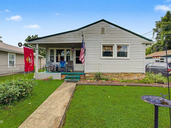 1009 Minton Place , Kingsport, TN 37660