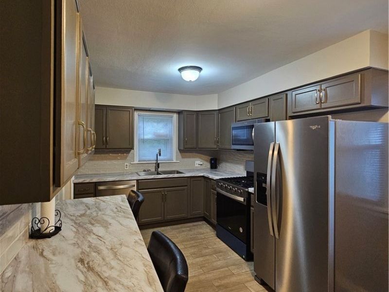 2402 Edgewater Drive, Poland, OH 44514 Photo 9