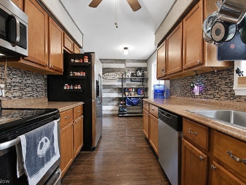 12975 Caves Road, Chesterland, OH 44026 Photo 18