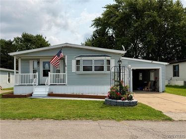 9 Brookridge Drive, Hamburg, NY 14075