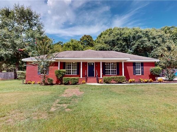 3193 Laurel Oak Drive, Semmes, AL 36575