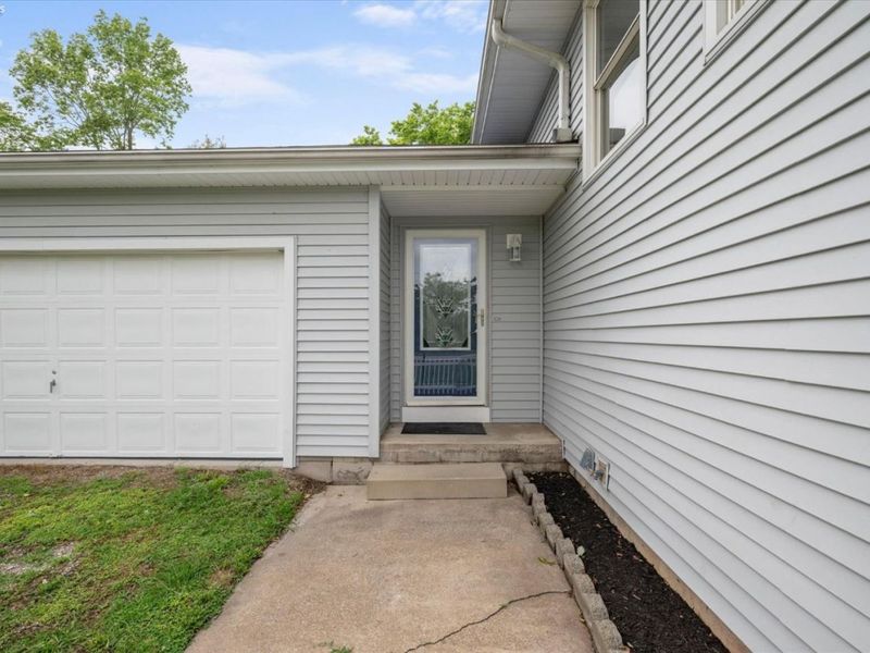 526 NE Catawba Road, Port Clinton, OH 43452 Photo 3
