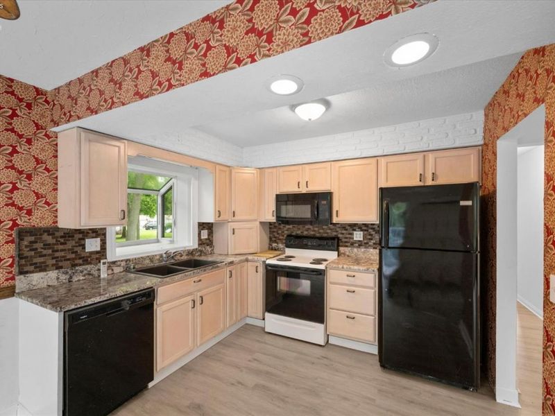526 NE Catawba Road, Port Clinton, OH 43452 Photo 8