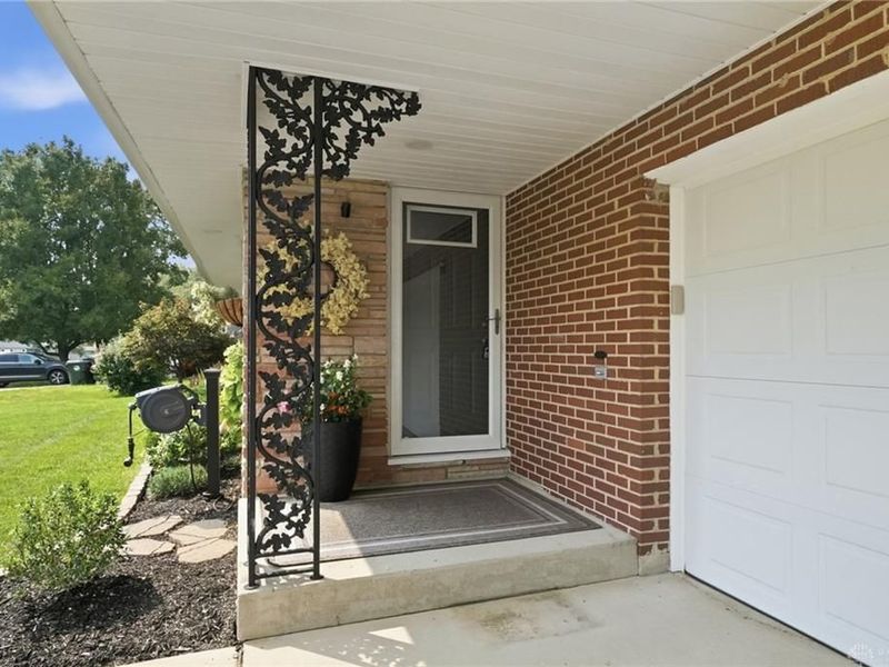 1068 Whitestone Road, Xenia, OH 45385 Photo 8