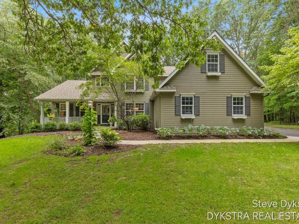 6200 Back Forty Drive NE, Belmont, MI 49306