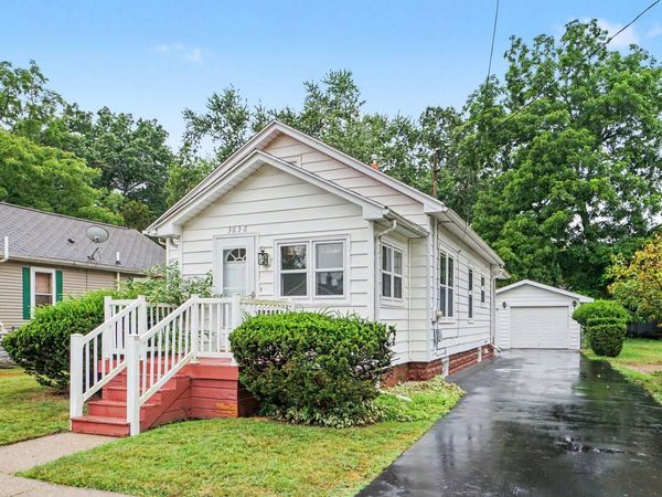 3636 Adams Street, Kalamazoo, MI 49008