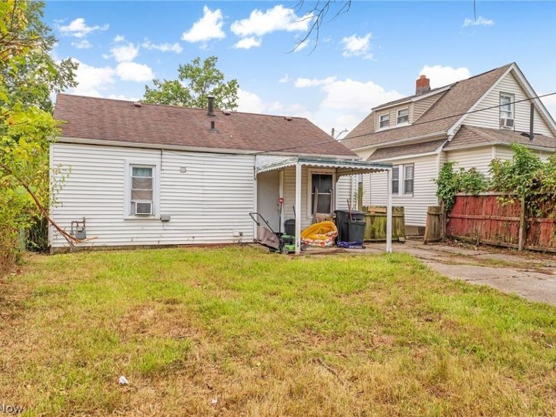 12612 Firsby Avenue, Cleveland, OH 44135 Photo 21
