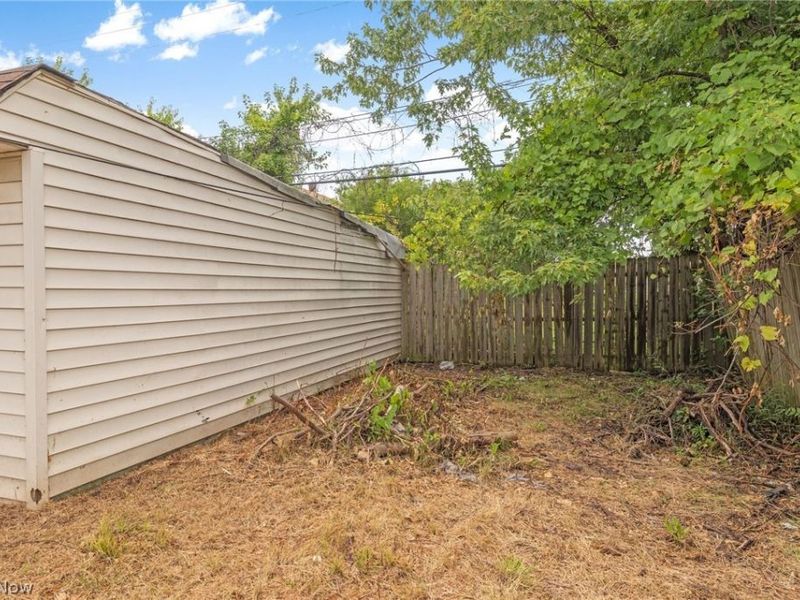 12612 Firsby Avenue, Cleveland, OH 44135 Photo 22