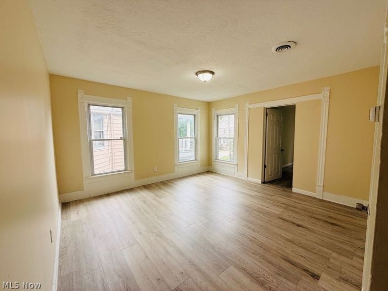3838 Marvin Avenue, Cleveland, OH 44109 Photo 5