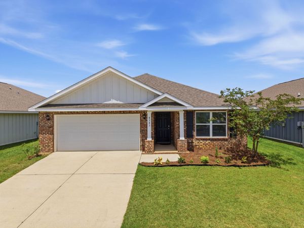 8383 Harmon St, Daphne, AL 36526