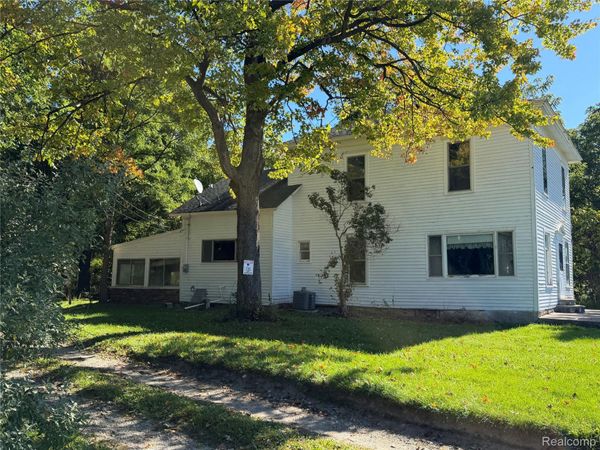 16649 Dixie Highway, Groveland Township, Mi 48350