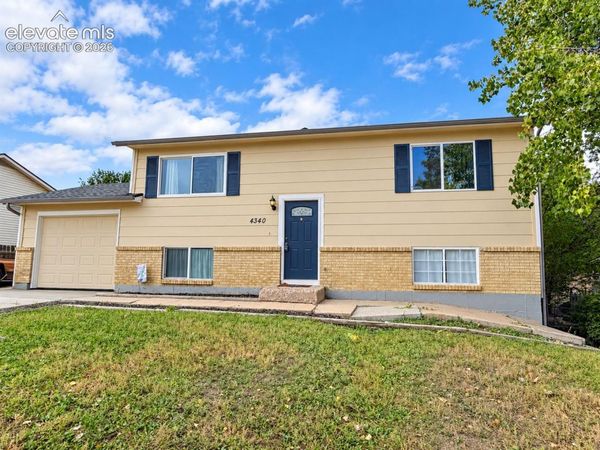 4340 Drummond Street, Colorado Springs, CO 80906